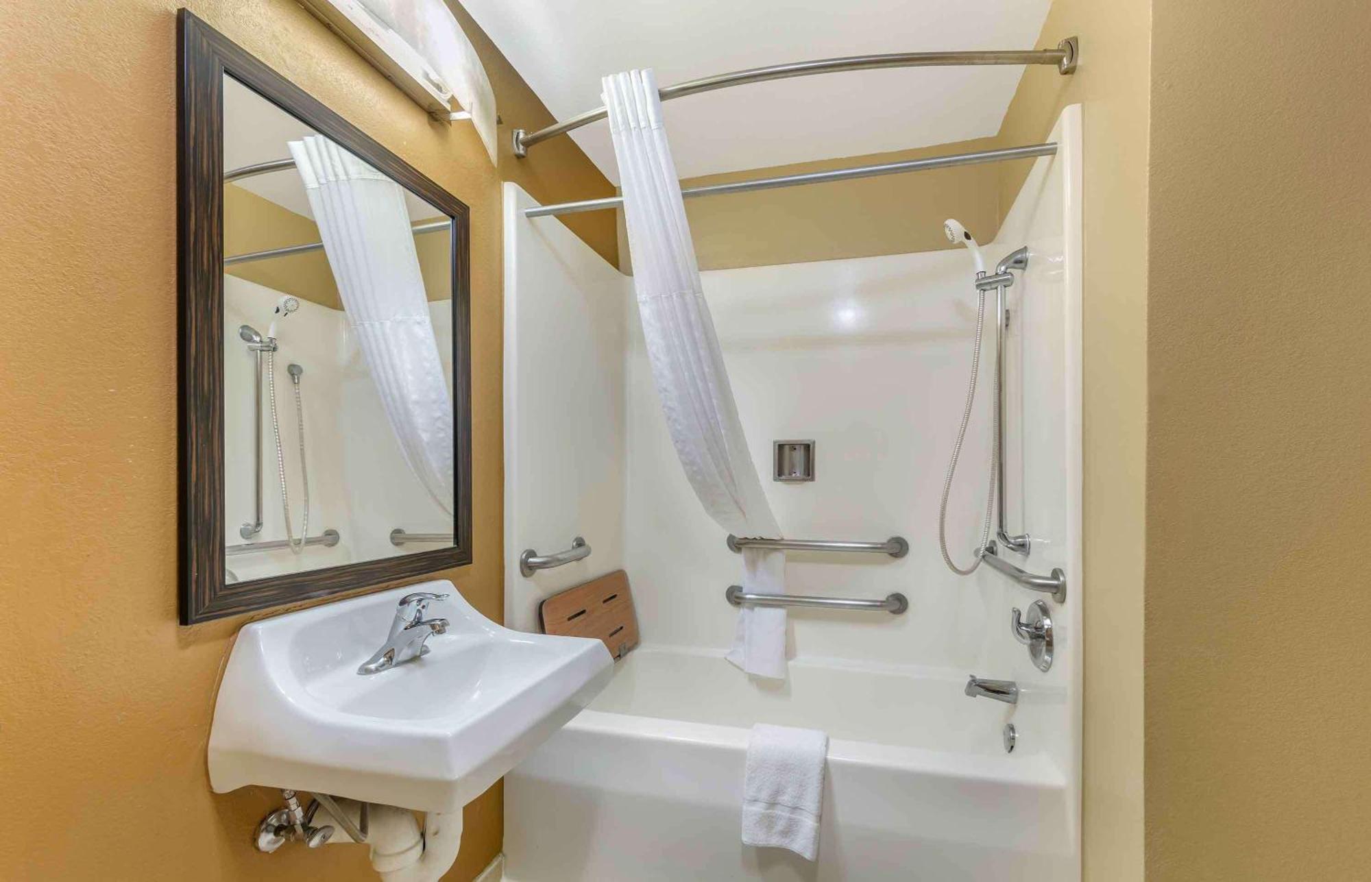 Extended Stay America Suites - Bakersfield - Chester Lane Eksteriør billede