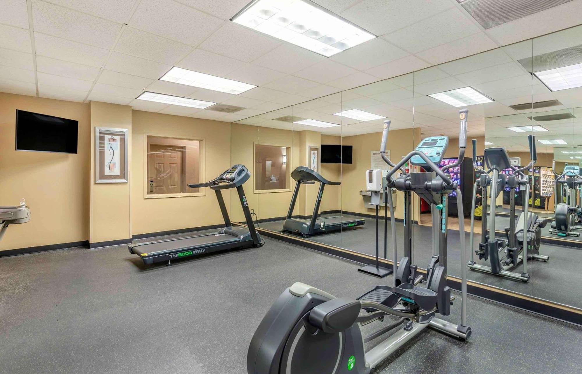 Extended Stay America Suites - Bakersfield - Chester Lane Eksteriør billede