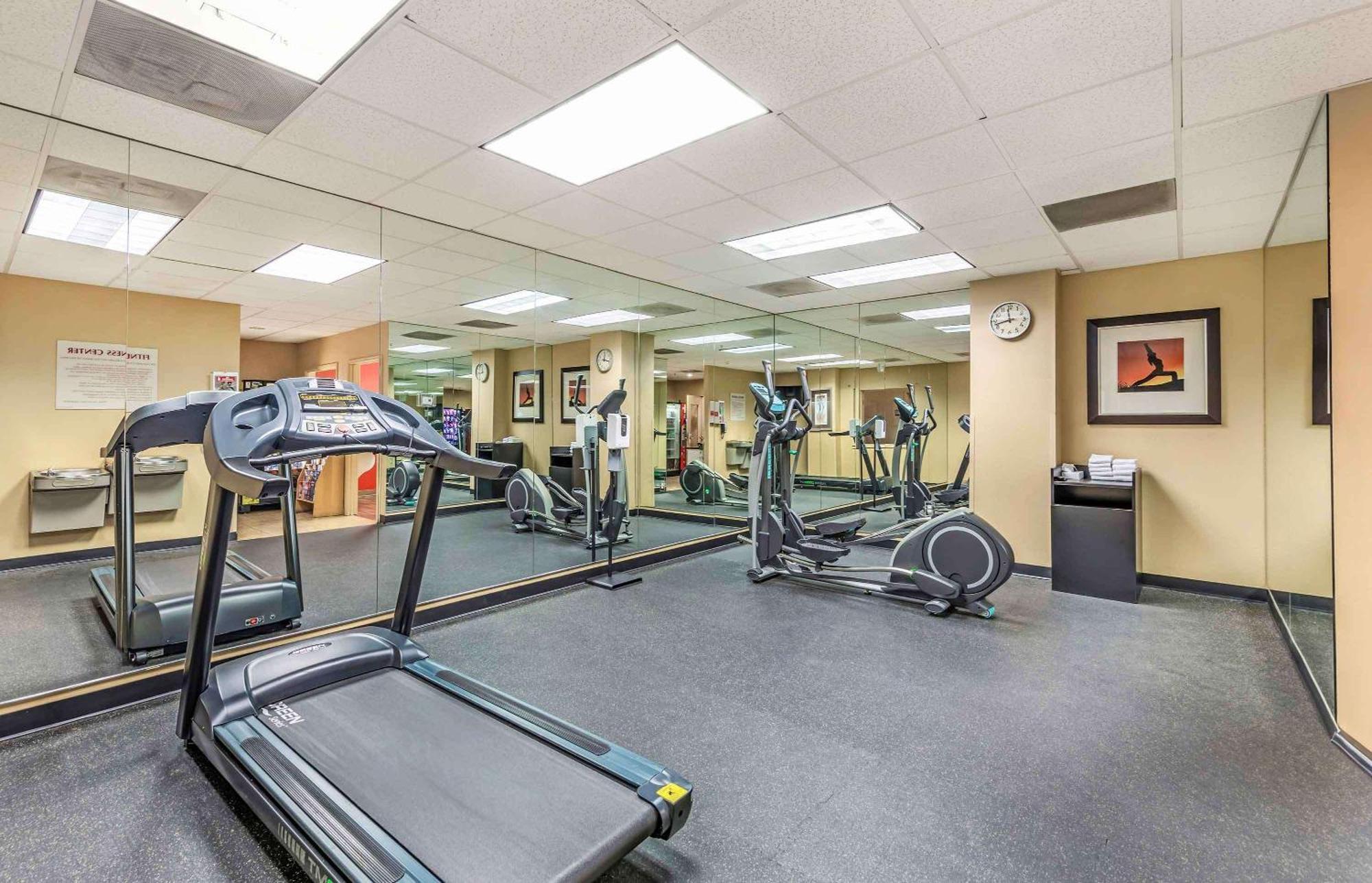Extended Stay America Suites - Bakersfield - Chester Lane Eksteriør billede